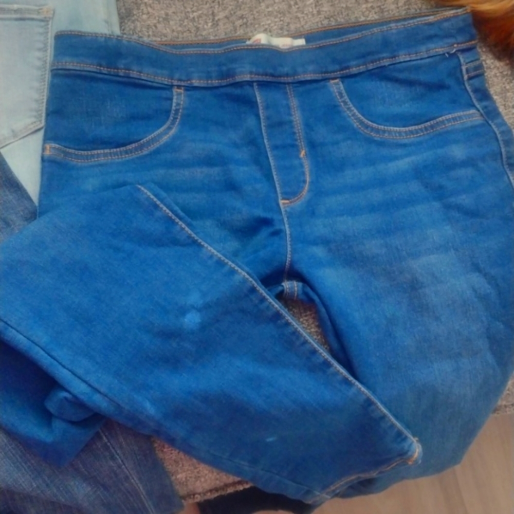 Levis